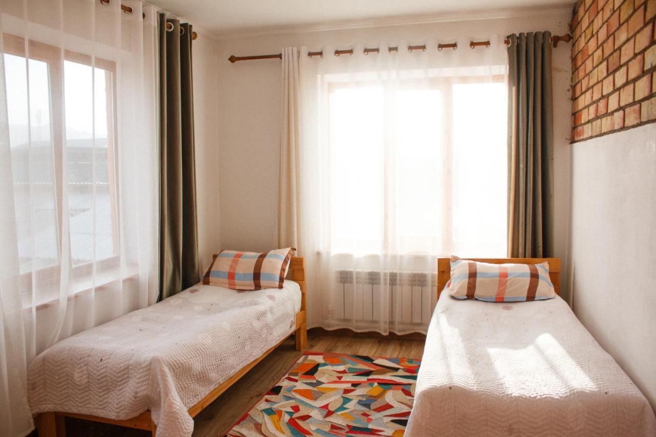 Guest House Altyn Oimok Bokonbayevo Bagian luar foto