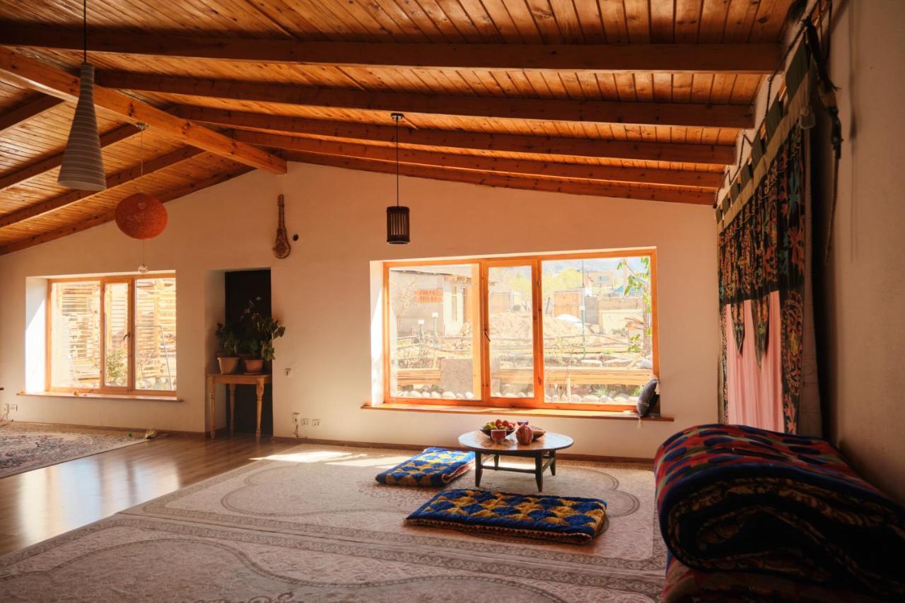 Guest House Altyn Oimok Bokonbayevo Bagian luar foto